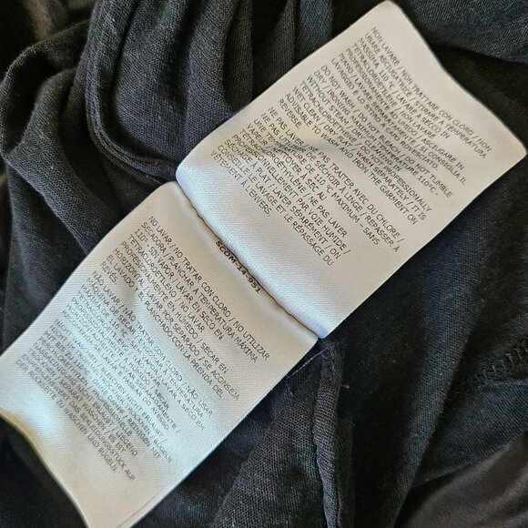 MONCLER BLACK SHORT SLEEVES NYLON BACK TOP (M) - Picture 7 of 9